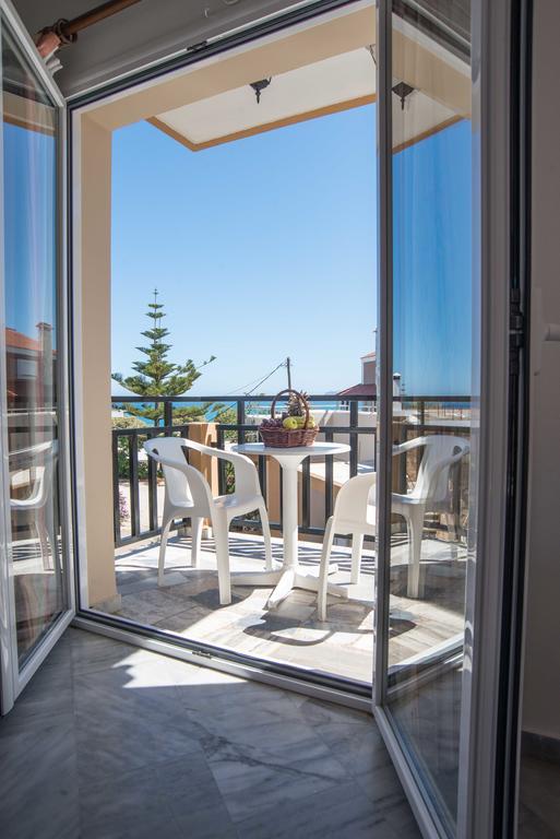Belvedere Agia Marina  Bagian luar foto