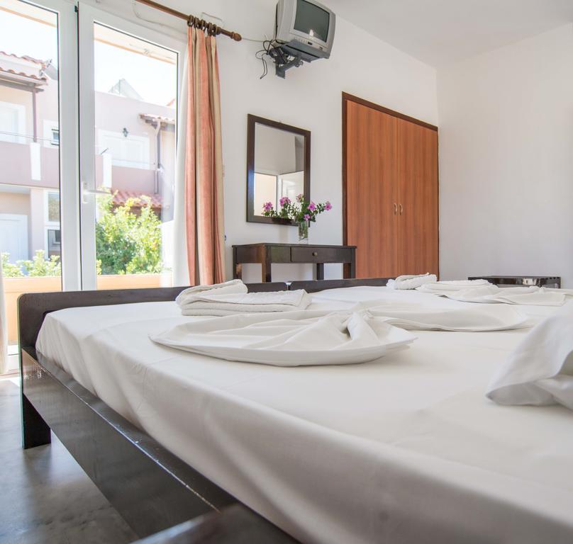 Belvedere Agia Marina  Bagian luar foto